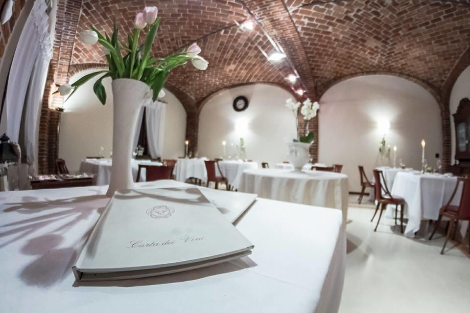 Ristorante Albergo Ca' Vittoria Tigliole Luaran gambar